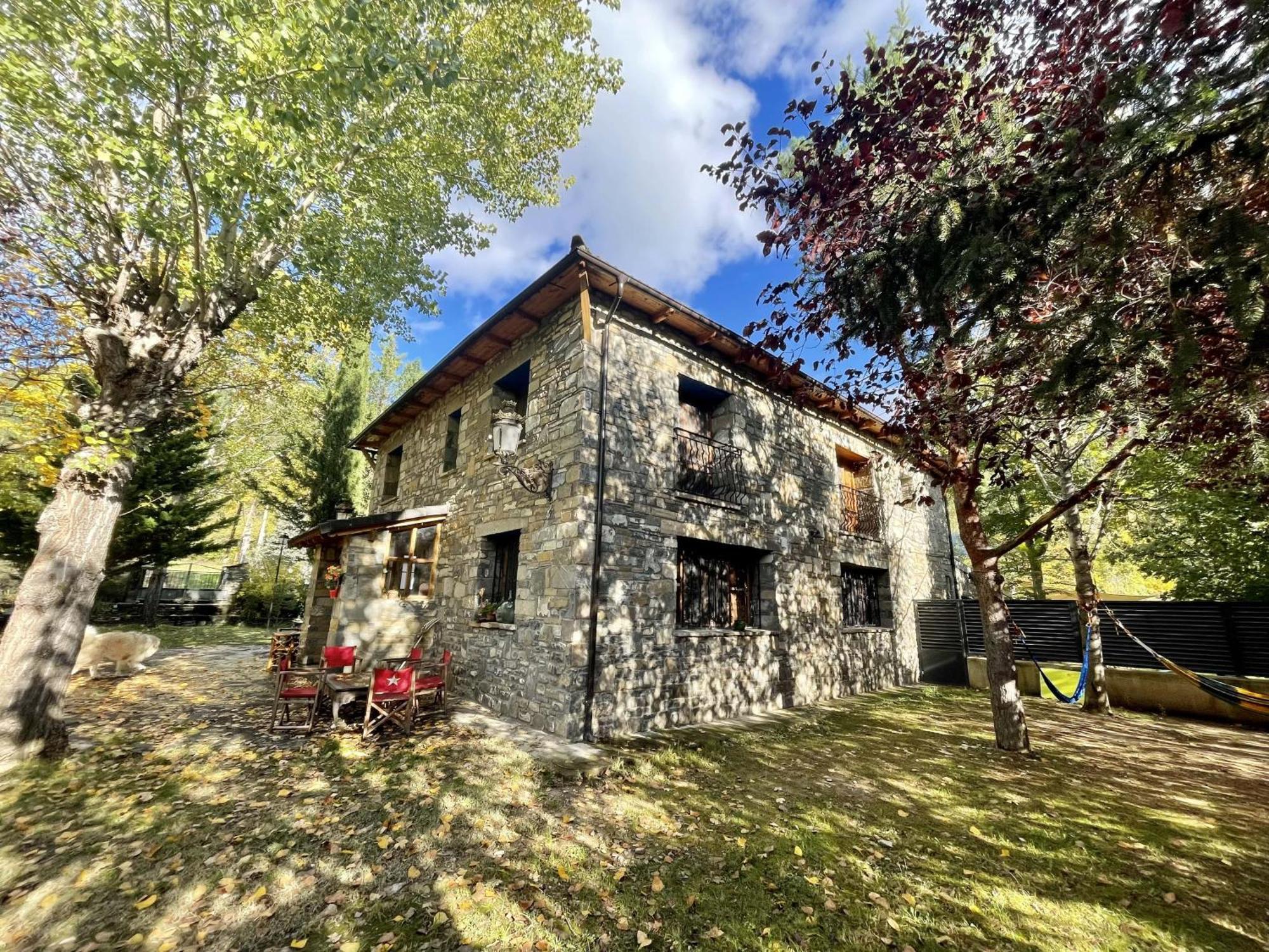 Rural Hostel Dos Lucas Oros Bajo Exterior photo